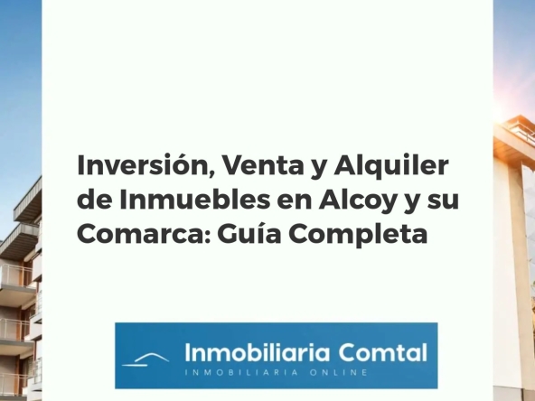 Panorámica aérea de Alcoy con edificios residenciales, arquitectura histórica y montañas, representando el mercado inmobiliario local.
