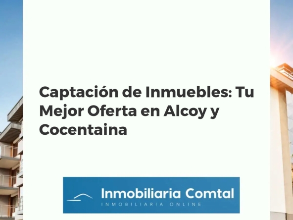 Vista aérea de Alcoy y Cocentaina, destacando la diversidad de inmuebles y el dinámico mercado inmobiliario, con señal de venta.
